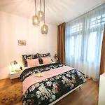 Beatrice Old Town With 1 Free Private Parking Košice