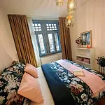 Appartamento Beatrice Old Town With 1 Free Private Parking Košice
