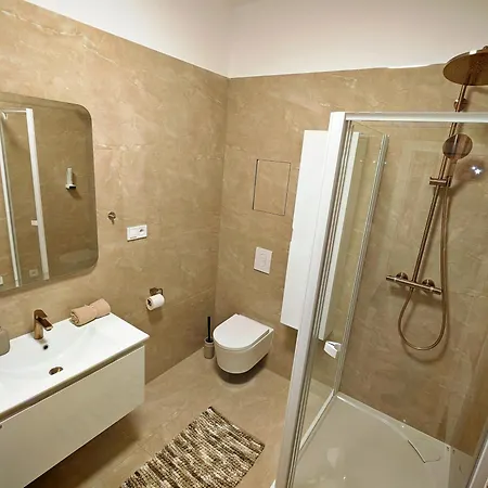 Beatrice Old Town With 1 Free Private Parking Košice