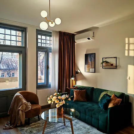 Beatrice Old Town With 1 Free Private Parking *