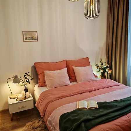 Beatrice Old Town With 1 Free Private Parking Apartment Košice
