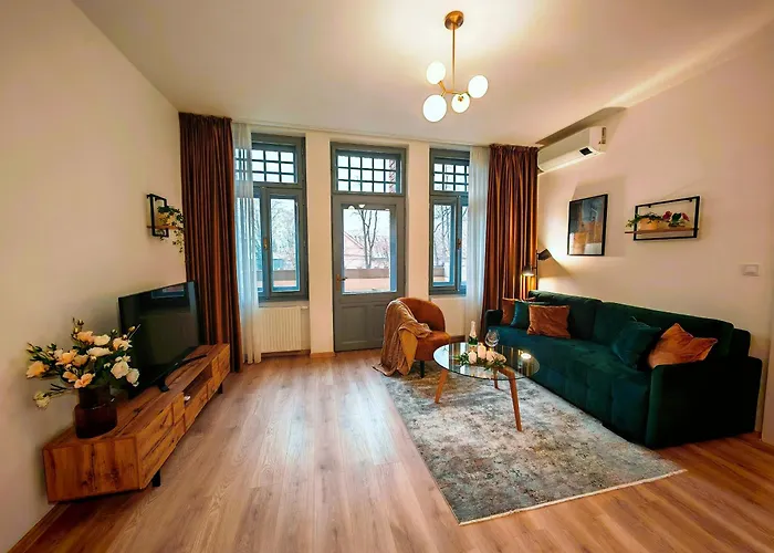 Beatrice Old Town With 1 Free Private Parking Lejlighed