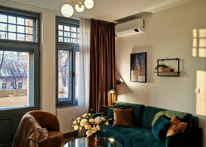 Beatrice Old Town With 1 Free Private Parking *