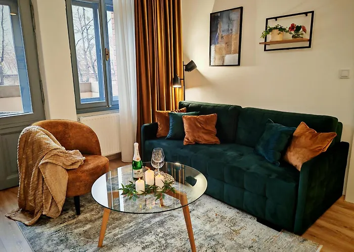 Appartamento Beatrice Old Town With 1 Free Private Parking *